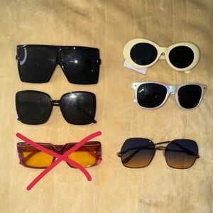 Stylish Sunglasses Set - Black and White
